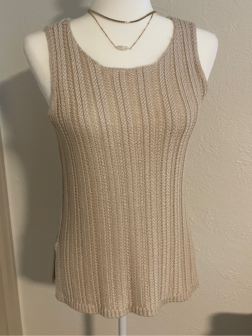 Ribbed Knit Scoop Neck Tank in Light Beige